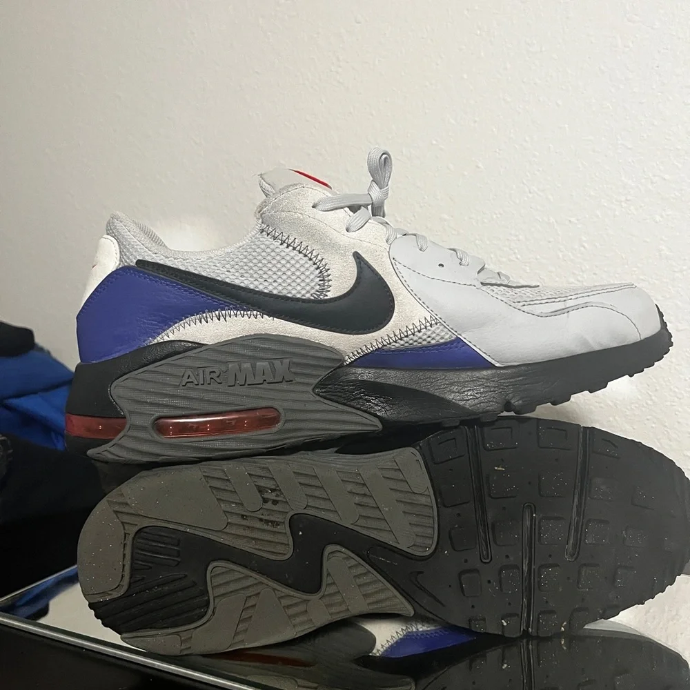 Nike Air Max Excee Sneakers - Picture 4 of 7